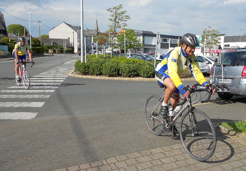 2012-06-12 38 Le President a donne l_exemple.jpg